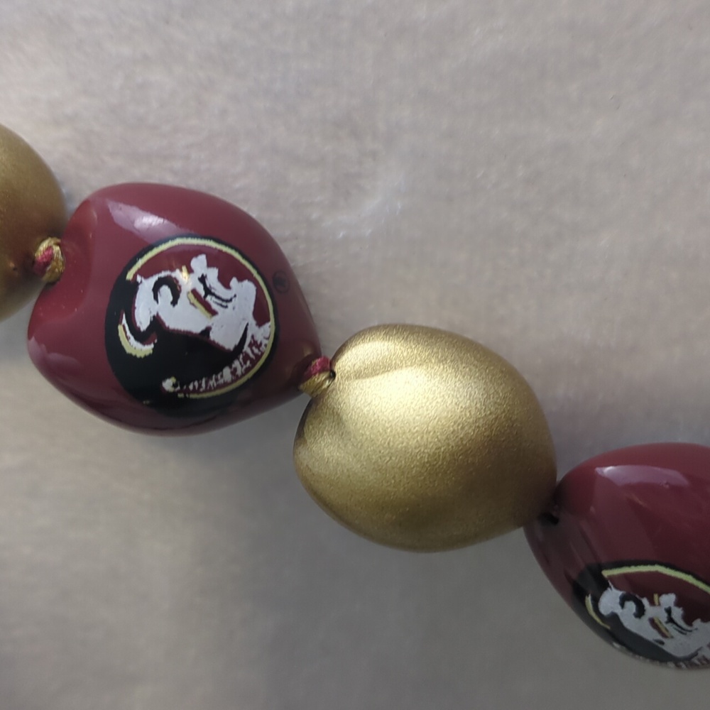 Seminole Gold and Maroon Beaded Necklace - Picture 5 of 5